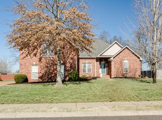 1038 Notting Hill Dr, Gallatin, TN 37066