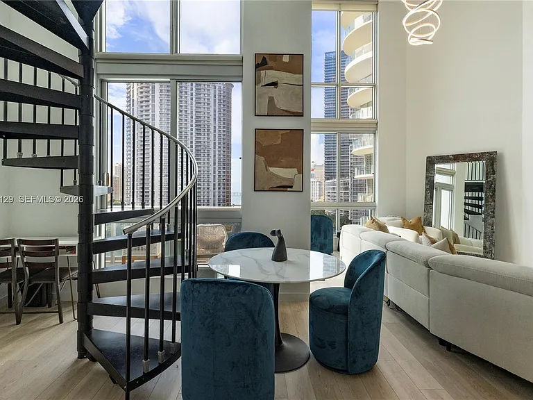 300 S Biscayne Blvd #L-1014 — Photo 3