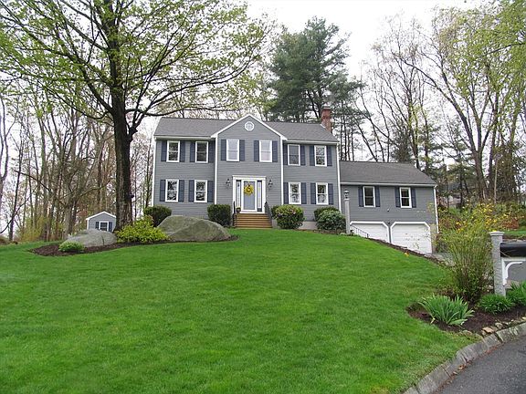 3rd image of 5 Dana Cir