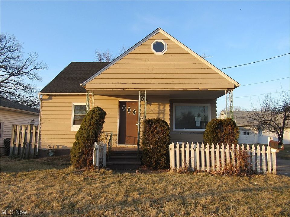 1st image of 1224 W 23rd St