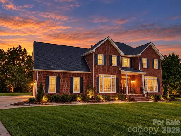 16506 Whispering Oaks Ln, Fort Mill, SC 29708