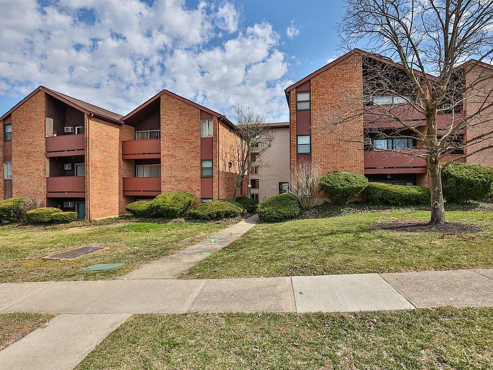 1st image of 4904 Chalet Dr APT 4