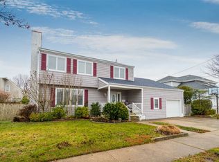 202 E Newark Ave, Wildwood Crest, NJ 08260