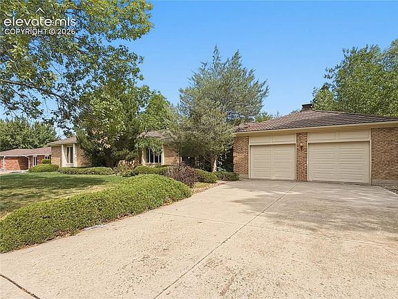 2nd image of 3015 Springmeadow Dr