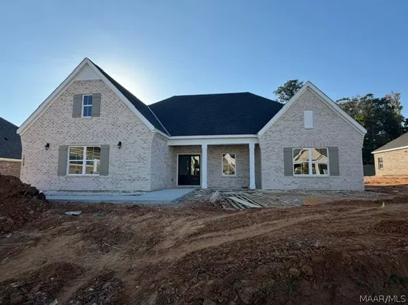 1029 Sunfield Dr, Prattville, AL 36066