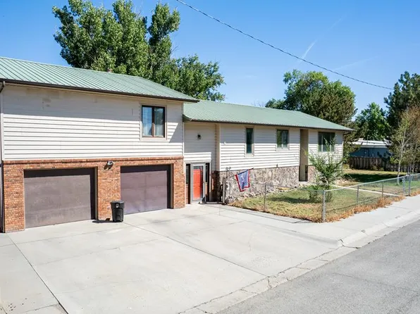 123 N 2nd St, Greybull, WY 82426