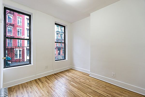 1st image of 337 E 6th St APT 4