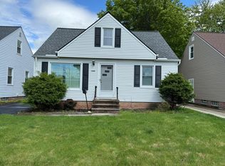 1549 Fruitland Ave, Mayfield Heights, OH 44124