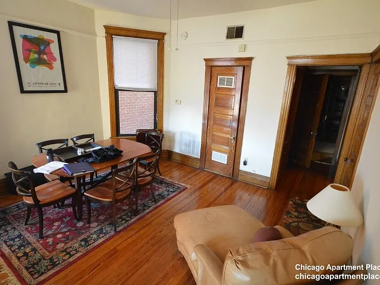 638 W Drummond Pl #3F — Photo 2