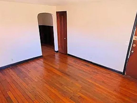 3rd image of 1813 Section Rd APT 4