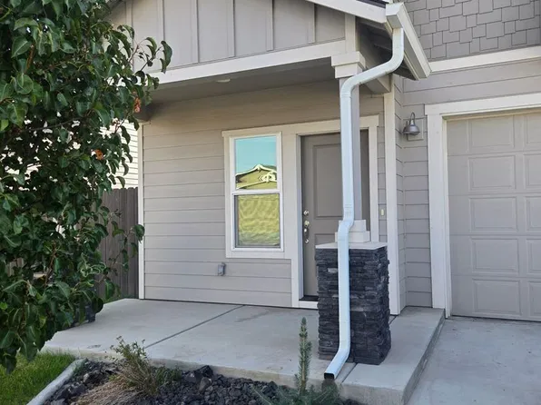 564 E Legacy Ave, Hermiston, OR 97838