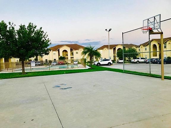3rd image of 9804 Cantera Ct Unit 58