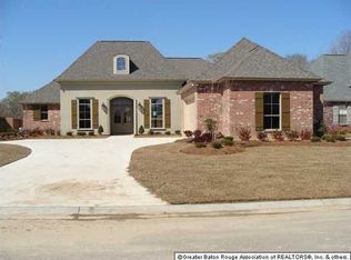 40038 Summer Brooke Ave, Prairieville, LA 70769