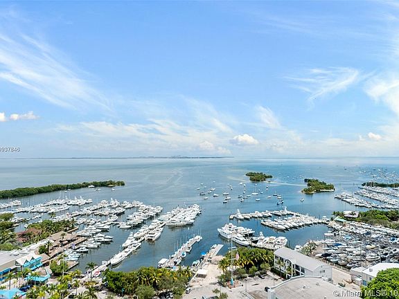 2nd image of 2627 S Bayshore Dr APT 2601