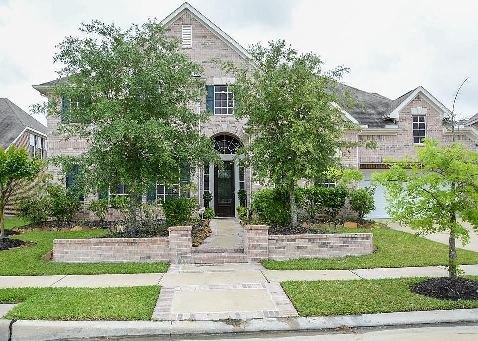 1st image of 12406 Brook Cove Dr