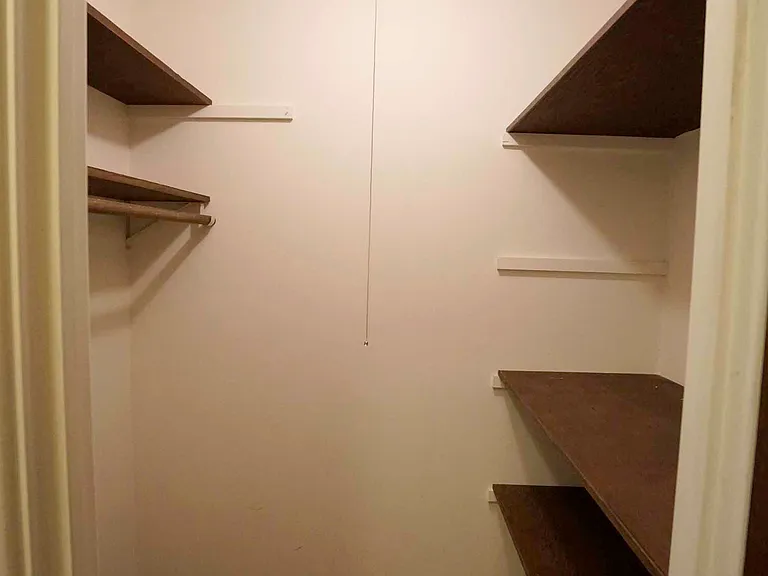 Corinthian Apartments — Photo 26