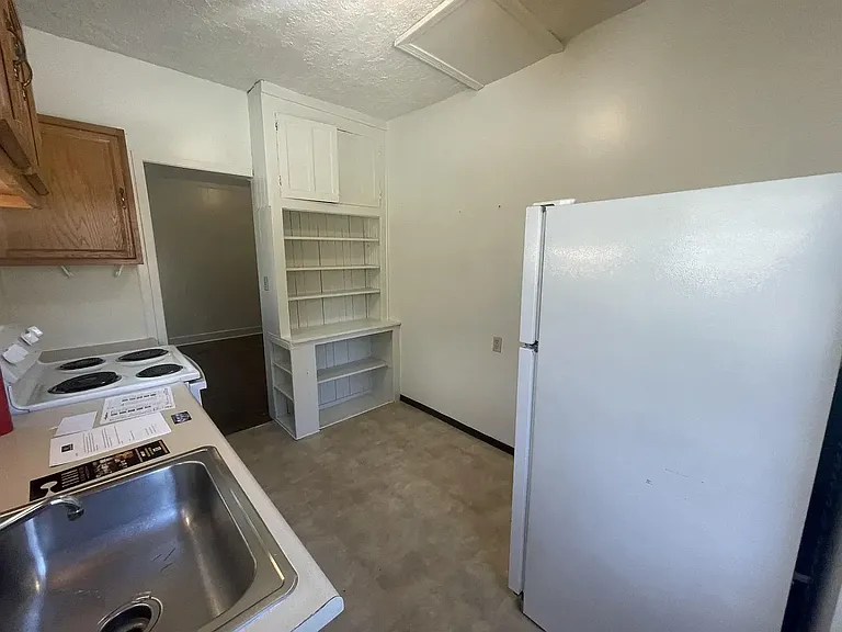 420 S Fess Ave — Photo 49