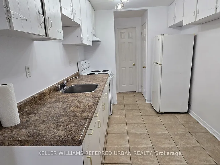 303 Frontenac Ave #1 — Photo 4