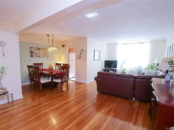 3rd image of 3305 90th St APT 5C