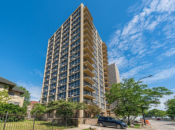 2nd image of 6730 S South Shore Dr APT 1304