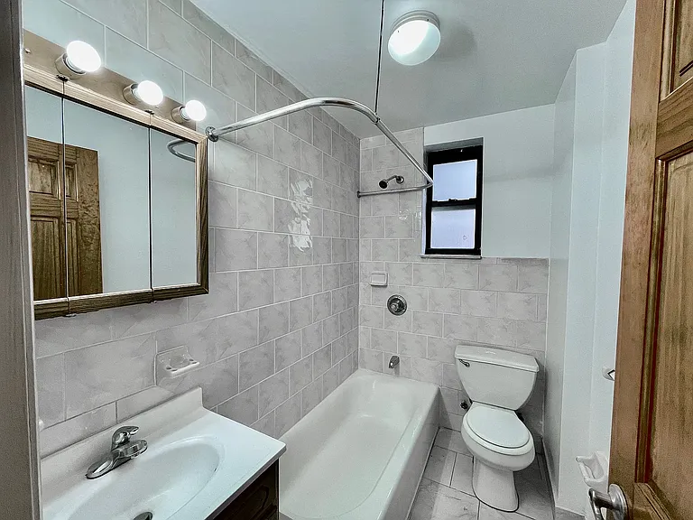 183 Pinehurst Ave #26 — Photo 7