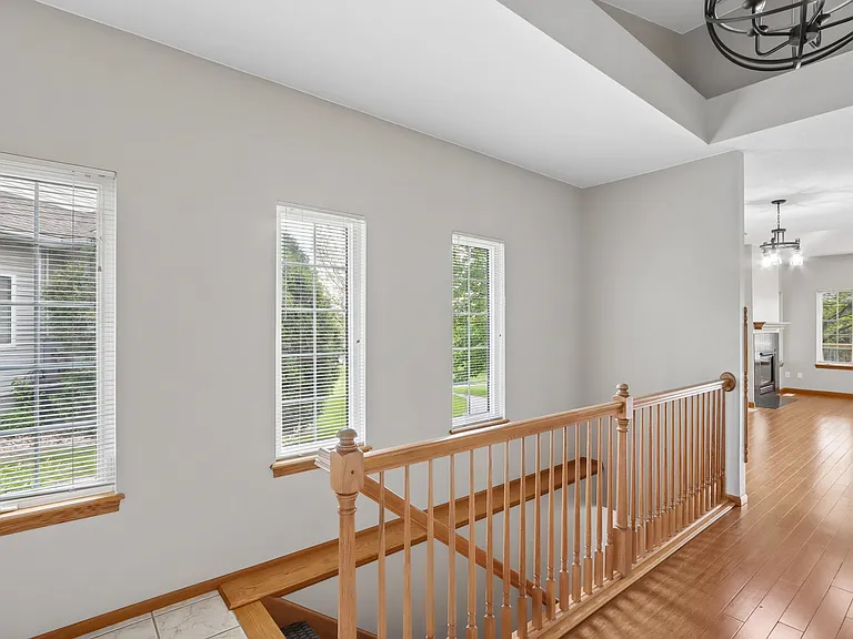 1551 Ranier Dr — Photo 15