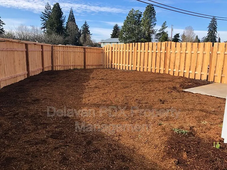 1396 Kimber Ct — Photo 34
