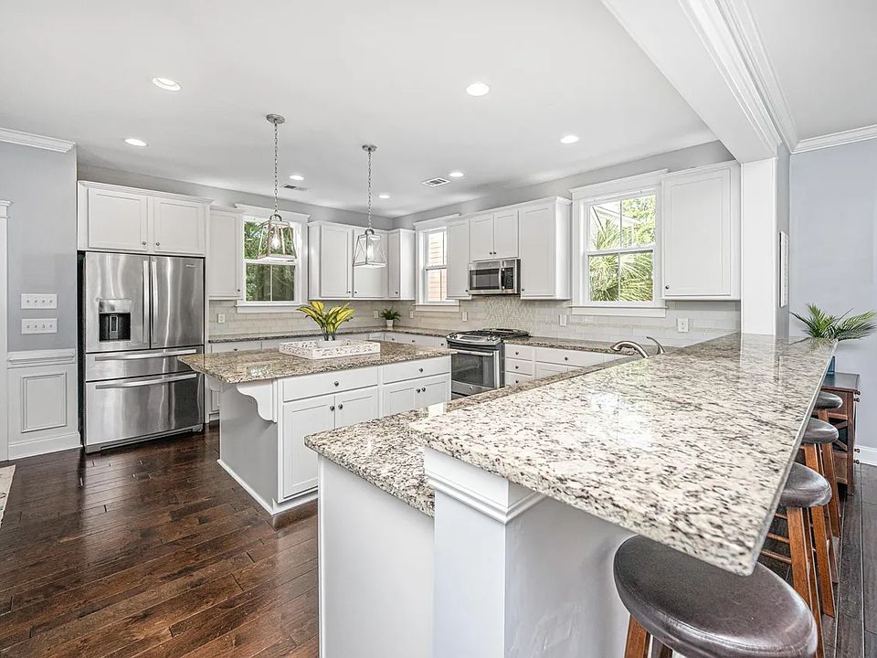 Huge kitchen, perfect for entertaining