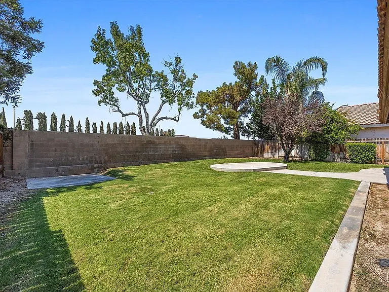 6911 Creamery Ln — Photo 3