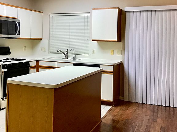 4th image of 2930 Grants Lake Blvd APT 105