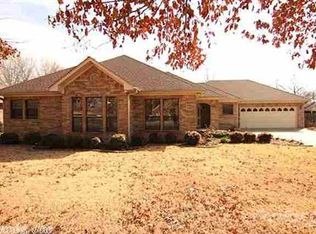 6 Jonathan Dr, Conway, AR 72032