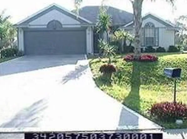 3061 SW Bridge St, Port Saint Lucie, FL 34953