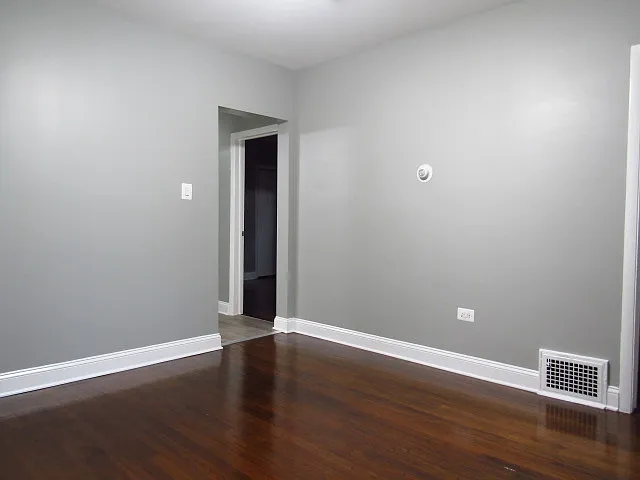 12014 S La Salle St #1 — Photo 9