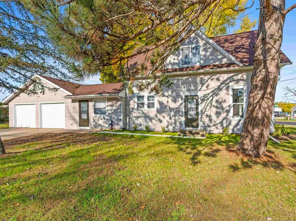 408 Wisconsin Ave, Wild Rose, WI 54984