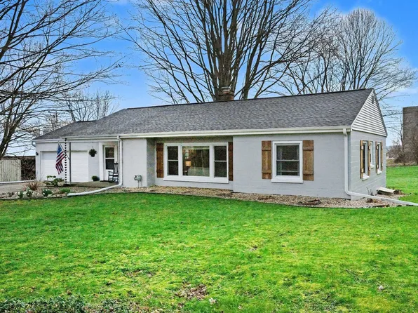 5714 N 8th St, Kalamazoo, MI 49009