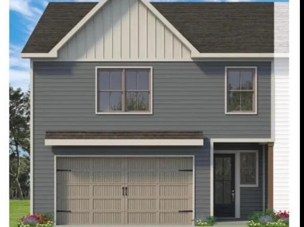 1643 Bennett Village Dr, Maryville, TN 37804