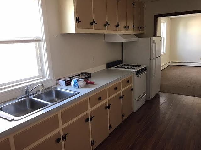 2nd image of 215 State St APT C