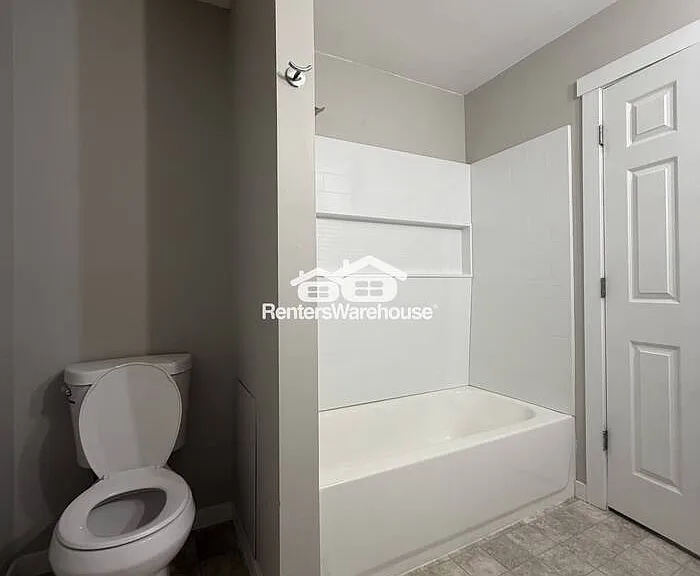 8632 Savanna Oaks Bay #C — Photo 23