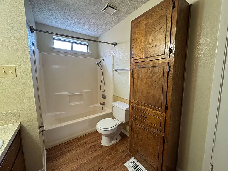 3407 Victoria Cir — Photo 16
