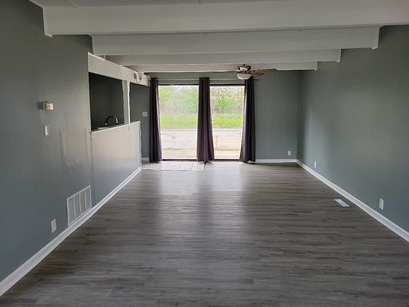 4th image of 7030 Redwood Dr