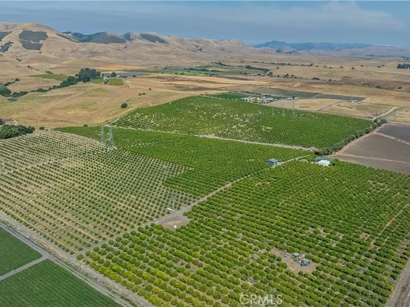 215 Rancho Rd, Nipomo, CA 93444