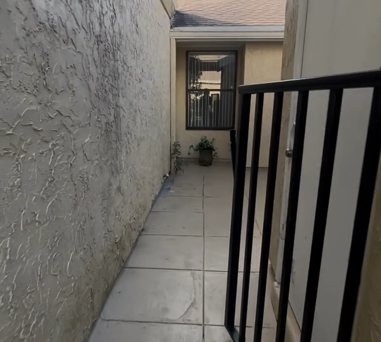 2 bed, 793 sqft, $1,650 — Photo 1