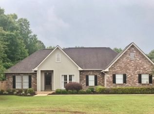 17666 Ridgewood Dr, Hammond, LA 70403