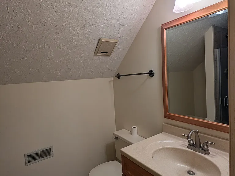 316 Southwinds Dr — Photo 23