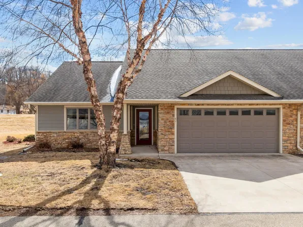 178 E Front 44 Marquette #44, Marquette, WI 53947