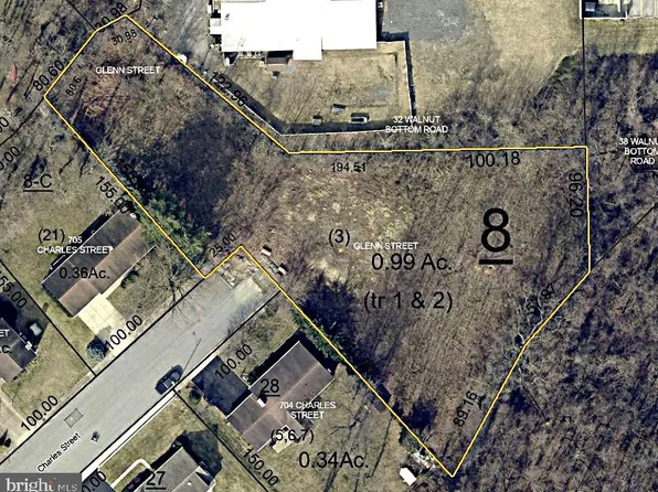 Glenn St, Shippensburg, PA 17257