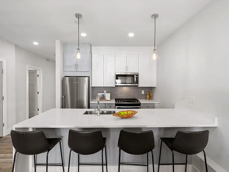181 Bennington St #1 — Photo 3