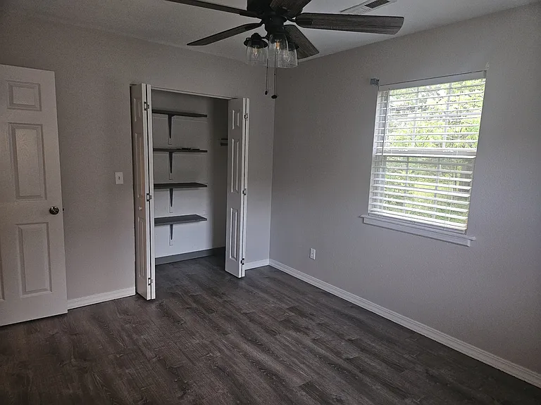 15 Woodsdale Dr #3 — Photo 10