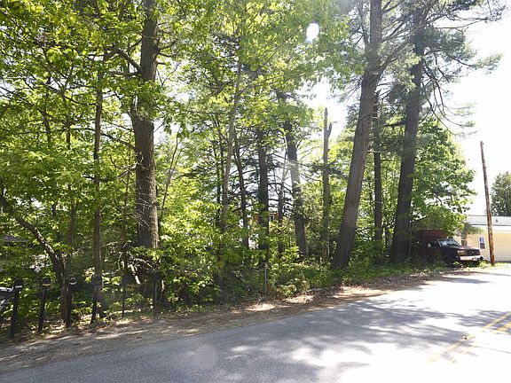 3rd image of 6 Pleasant View Avenue