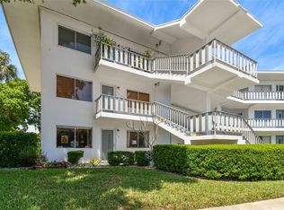 11201 80th Ave APT 110, Seminole, FL 33772